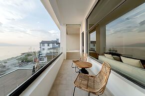 Dali Qingmai Seaview Resort (North Courtyard)