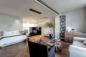 Dali Qingmai Seaview Resort (North Courtyard)