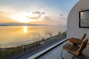 Dali Qingmai Seaview Resort (North Courtyard)