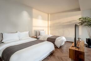 Dali Qingmai Seaview Resort (North Courtyard)