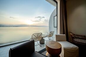 Dali Qingmai Seaview Resort (North Courtyard)