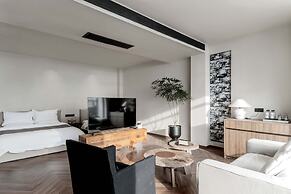 Dali Qingmai Seaview Resort (North Courtyard)