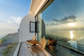 Dali Qingmai Seaview Resort (North Courtyard)