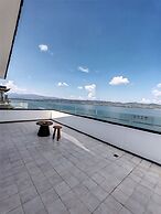 Dali Qingmai Seaview Resort (North Courtyard)