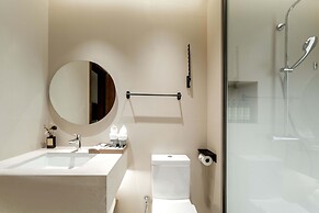 Dali Qingmai Seaview Resort (North Courtyard)