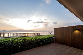 Dali Qingmai Seaview Resort (North Courtyard)