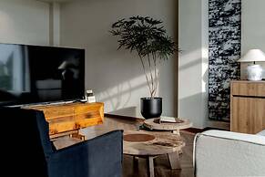 Dali Qingmai Seaview Resort (North Courtyard)