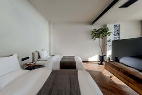 Dali Qingmai Seaview Resort (North Courtyard)