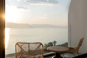 Dali Qingmai Seaview Resort (North Courtyard)