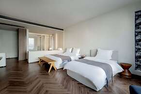 Dali Qingmai Seaview Resort (North Courtyard)