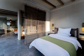 Dali Qingmai Seaview Resort