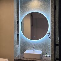 Dali Qingmai Seaview Resort