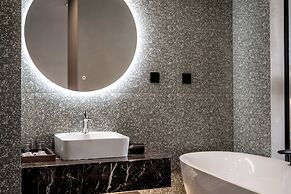 Dali Qingmai Seaview Resort