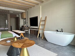 Dali Qingmai Seaview Resort