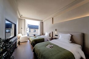 Dali Qingmai Seaview Resort