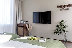 Dali Qingmai Seaview Resort