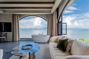 Dali Qingmai Seaview Resort