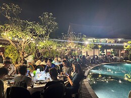 Phoum Chaufea Resort