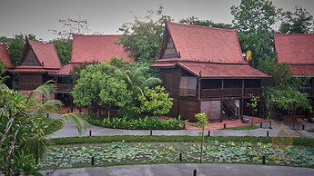 Phoum Chaufea Resort