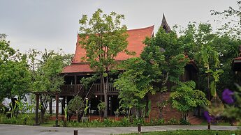 Phoum Chaufea Resort