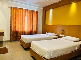 PLA RATHNA RESIDENCY