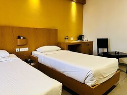 PLA RATHNA RESIDENCY