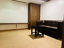 PLA RATHNA RESIDENCY