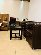 PLA RATHNA RESIDENCY