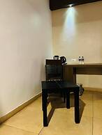 PLA RATHNA RESIDENCY