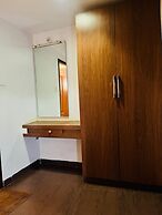 PLA RATHNA RESIDENCY