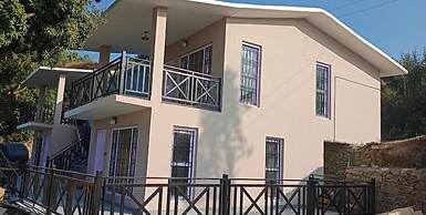White Hills Cottage