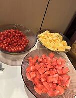 Wanzai Yijia La Maison Hotel