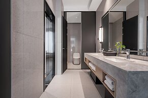 Wanzai Yijia La Maison Hotel