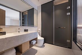 Wanzai Yijia La Maison Hotel