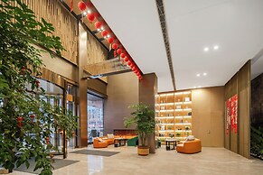 Wanzai Yijia La Maison Hotel