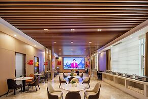 Wanzai Yijia La Maison Hotel