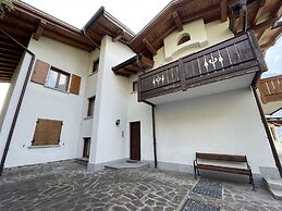 087 Trilocale Giustino