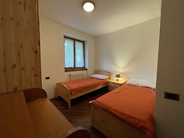 043 Trilocale nel Bosco Pinzolo