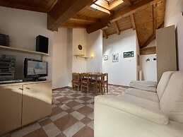 032 Luminosa Mansarda Pinzolo