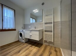 083 Bilocale Adamello Giustino