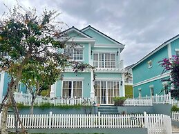 Refined Phan Thiet - Novaworld Villas