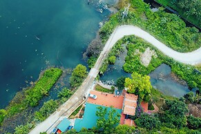 Trang An Freedom Hood