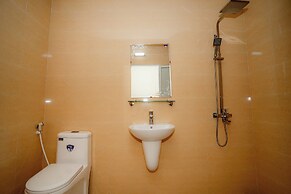 Trang An Freedom Hood