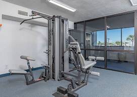 Island Winds West 471