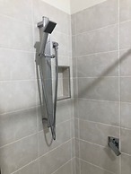 Serenity Home 11 by Hiverooms