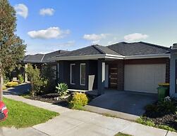 Serenity Home 11 by Hiverooms