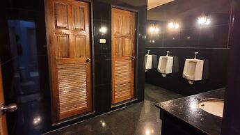 Hangover Hostel Patong