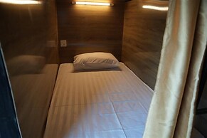 Hangover Hostel Patong