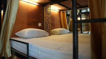 Hangover Hostel Patong