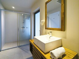 Be Cosy Apart Hotel with LOV